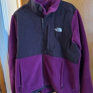The North Face Magenta and Black Women's Denali